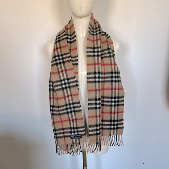 Burberry Accessories - Burberry cashmere scarf